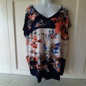 Floral top, Laura 2X